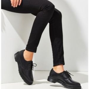 doc martens mono oxfords 1461